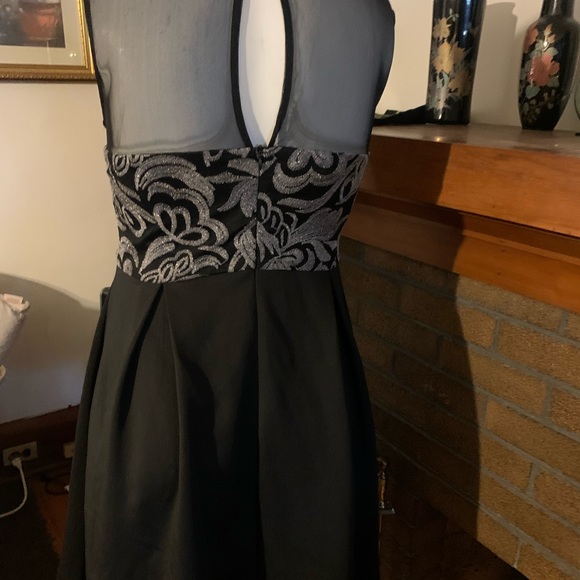 Cocktail dress - Picture 3 of 6